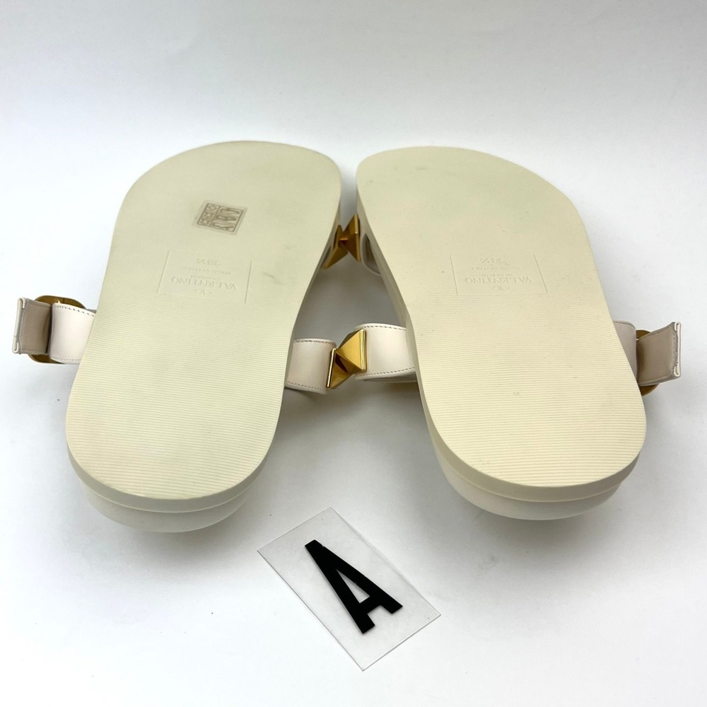 VALENTINO GARAVANI Roman Stud Slide Sandal sz 8.5 - Picture 11 of 12